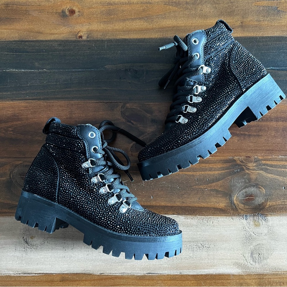 Steve Madden buzzer black rhinestone ankle boots 7